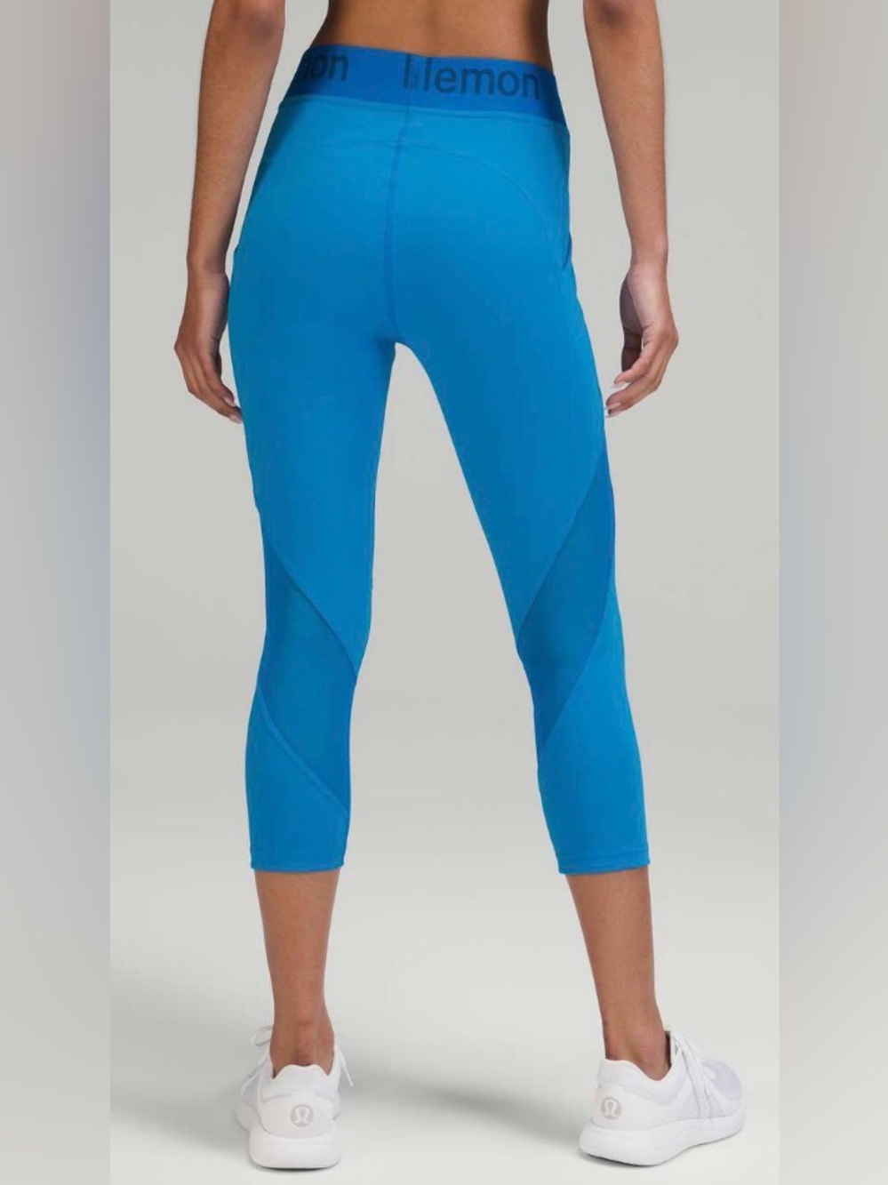 NWOT New Lululemon Logo Waistband High-Rise Training Crop 21" Poolside